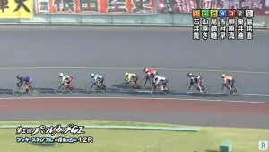 6番山原選手が先頭、注目の1番當銘選手が3番柳原選手と並走に