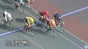 石井選手が差し切り1着！奥井選手は粘って2着に