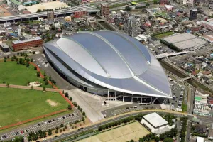 全天候対応のドーム型競輪場