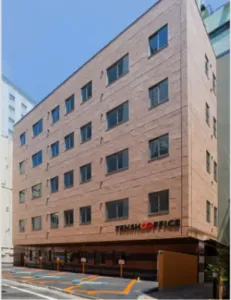 天翔池袋西口ビルの外観